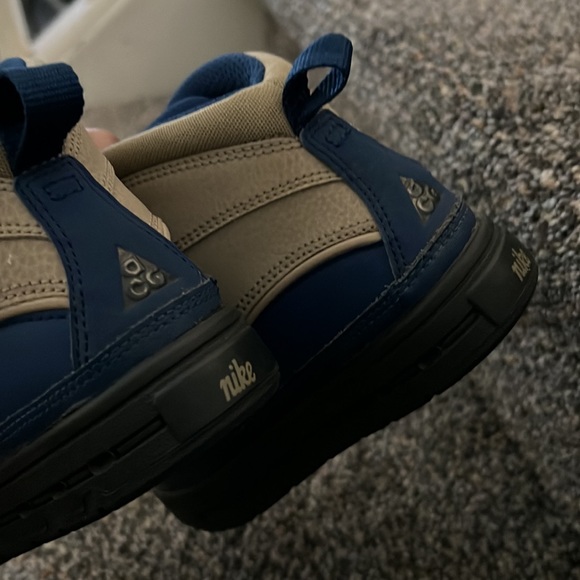 Nike boys snow boots size 12c. Preloved! - Picture 3 of 7